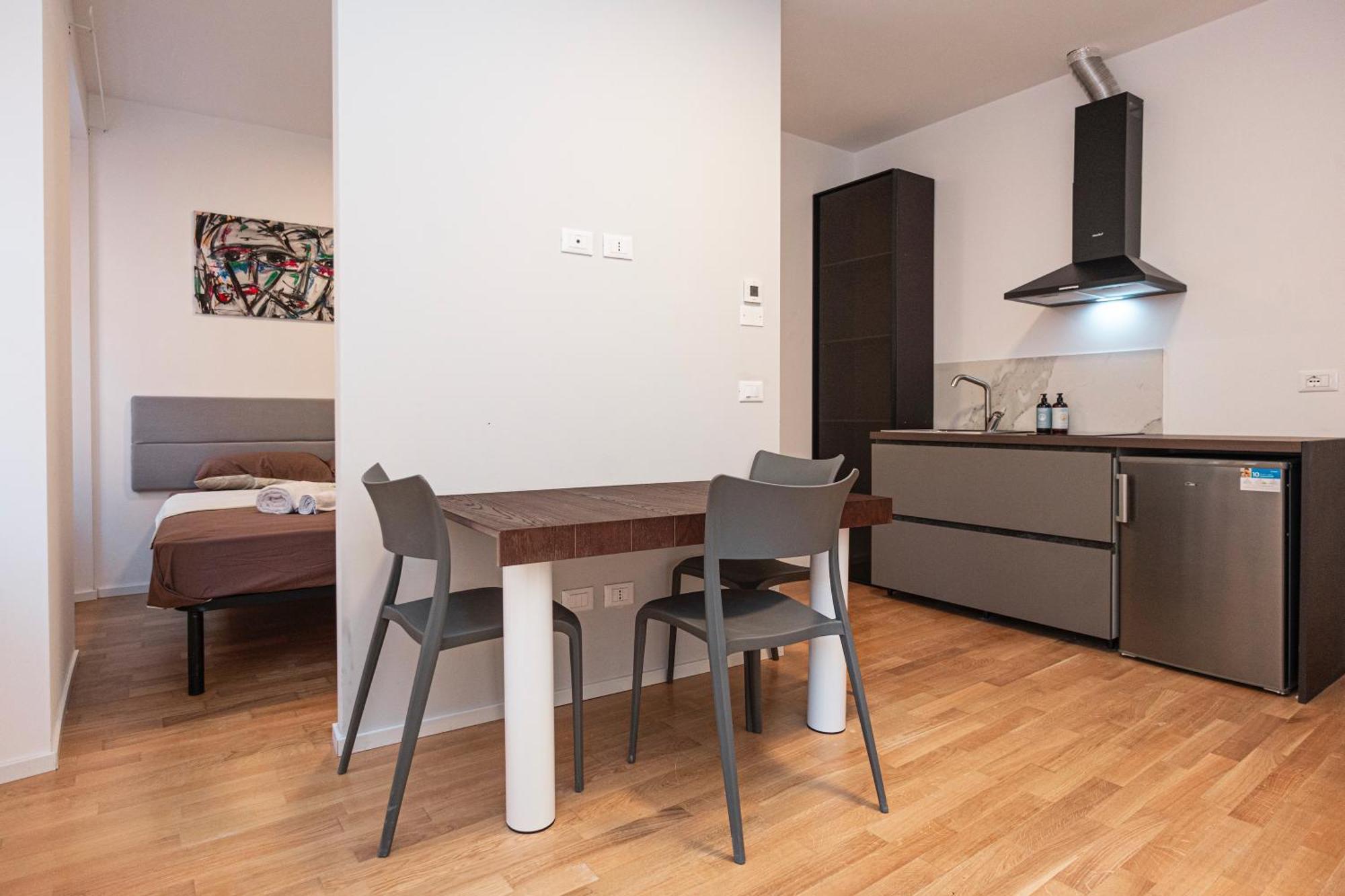 Le Finestre Boutique Apartments Trieste Eksteriør billede