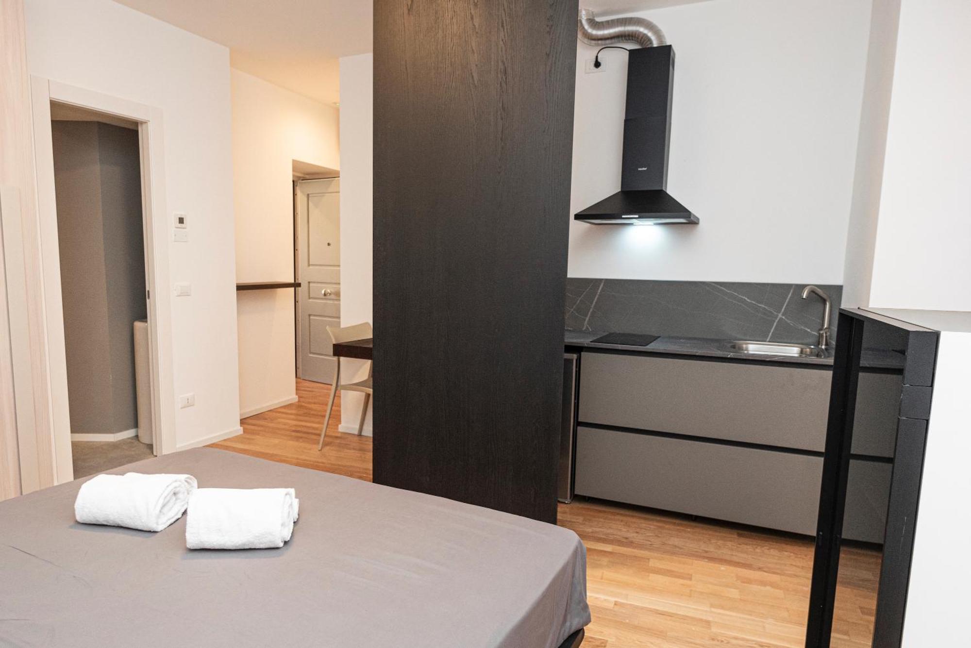 Le Finestre Boutique Apartments Trieste Eksteriør billede